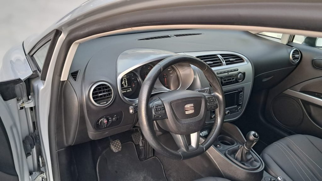 WhatsApp Image 2025-09-29 at 21.51.57 (1)