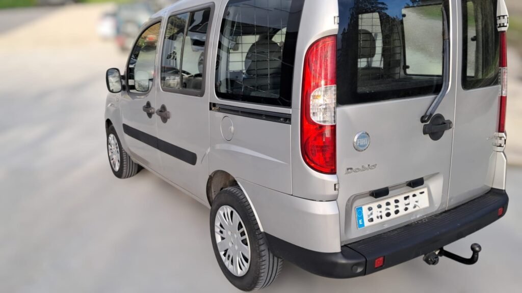 WhatsApp Image 2025-12-10 at 08.47.31