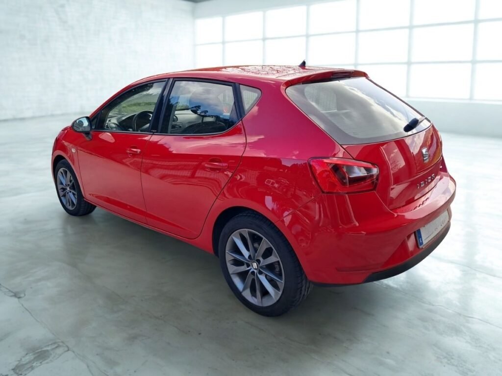 audi tras izq